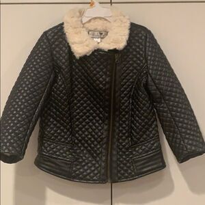 🎉final deal  🎉Black faux fur jacket